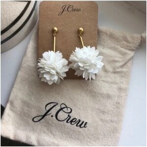 🪞 NWT  Pom Pom dangle earrings set j crew